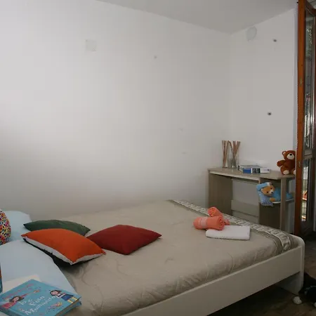 펜션 Casa Alessia Nel Con Wi-fi *