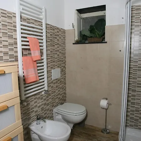 Holiday home Casa Alessia Nel Con Wi-fi *